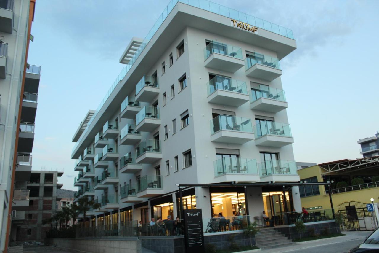 Bar Restaurant Triumf Hotel 4*