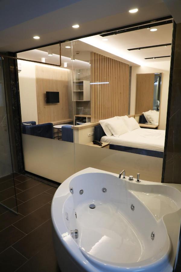 Bar Restaurant Triumf Hotel 4*